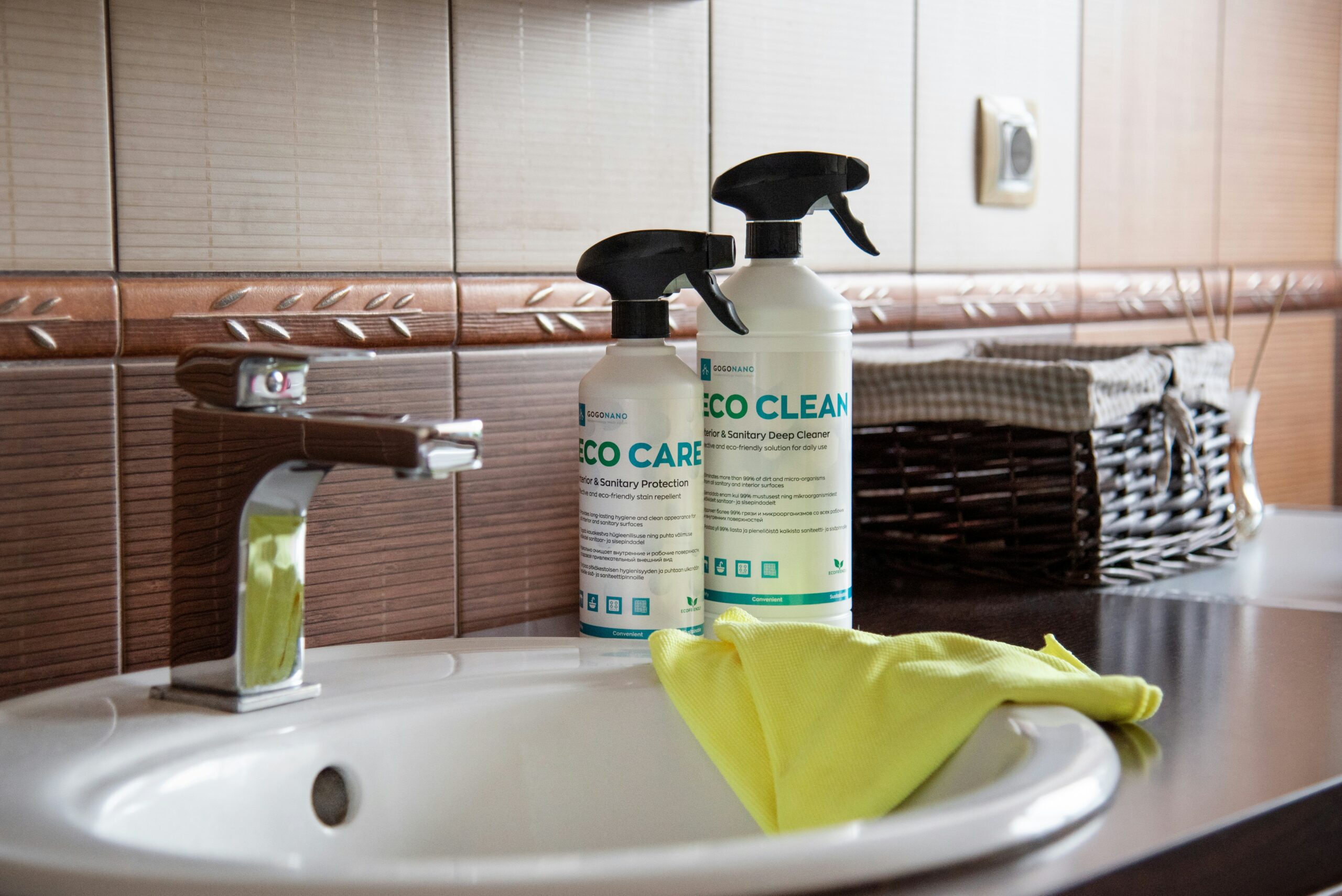bathroom cleaning